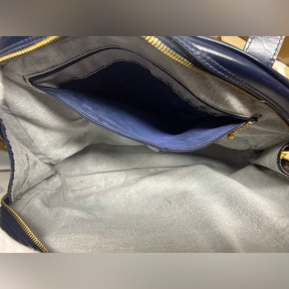 Gucci Bamboo Blue Patent Leather Bag with Long Strap,bamboo zipper pull - Picture 13 of 13